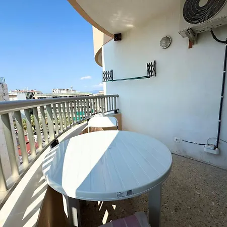 Apartsalou Bilbao Apartment